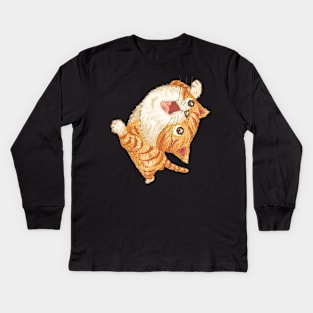 Tabby cat to look up at Kids Long Sleeve T-Shirt